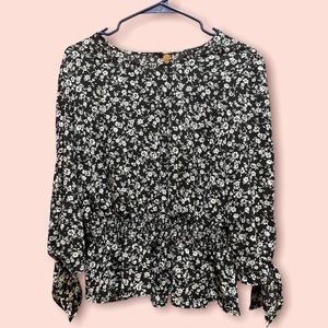 Ditsy Floral Smocked Waist Blouse Size XL